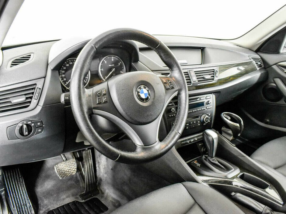 2012 BMW X1 I, Коричневый металлик - вид 6