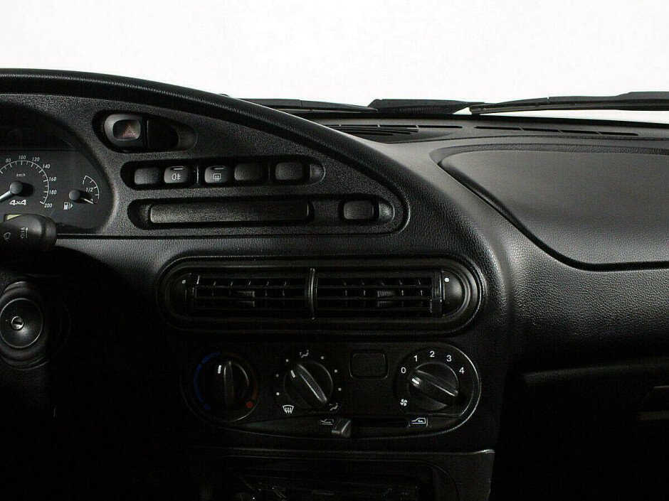 2018 Chevrolet Niva I, Черный металлик - вид 10