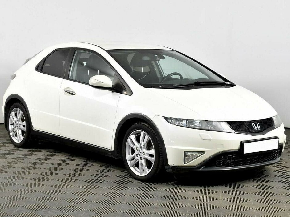 2011 Honda Civic IX №6395717, Белый металлик, 597000 рублей - вид 2