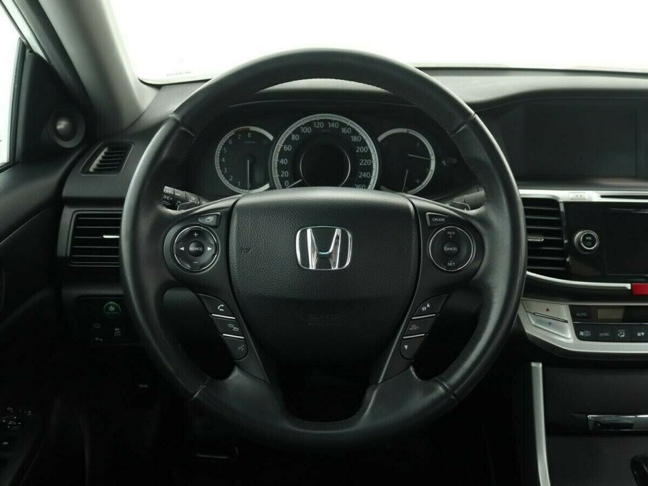 2013 Honda Accord IX, Белый металлик - вид 12