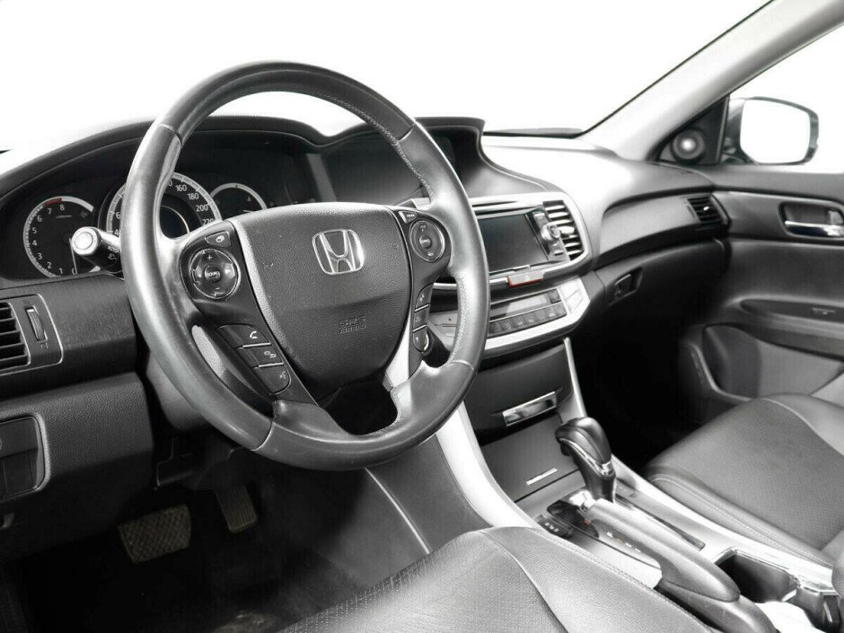 2013 Honda Accord IX, Черный металлик - вид 7