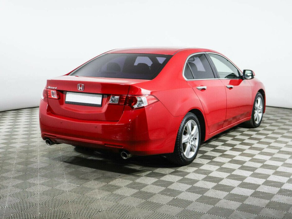 2010 Honda Accord VIII, Красный металлик - вид 3