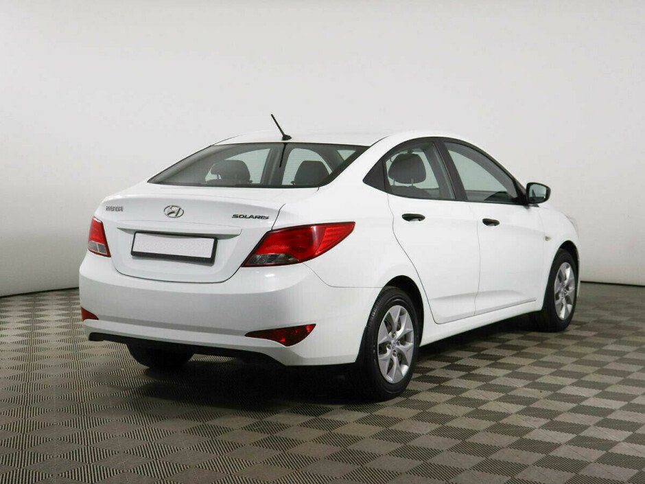 2014 Hyundai Solaris I №6396004, Белый , 448000 рублей - вид 4
