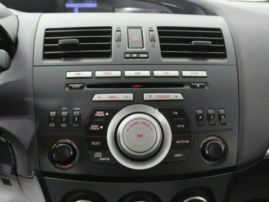 2010 Mazda 3 , Красный металлик - вид 9