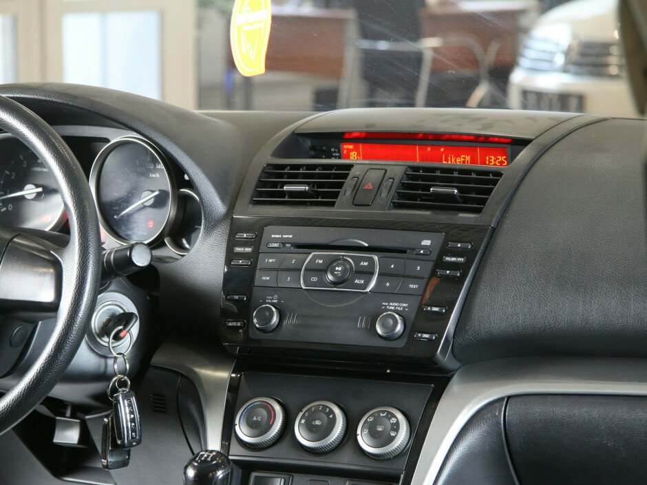 2010 Mazda 6 , Белый  - вид 9