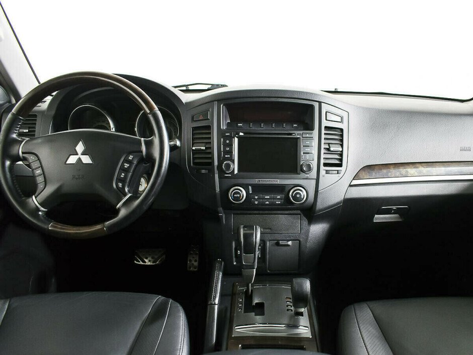 2007 Mitsubishi Pajero , Черный металлик - вид 5