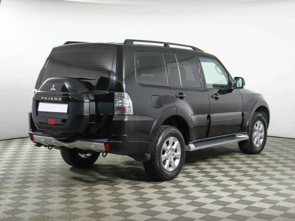 2014 Mitsubishi Pajero  №6397105, Черный металлик, 1817000 рублей - вид 4
