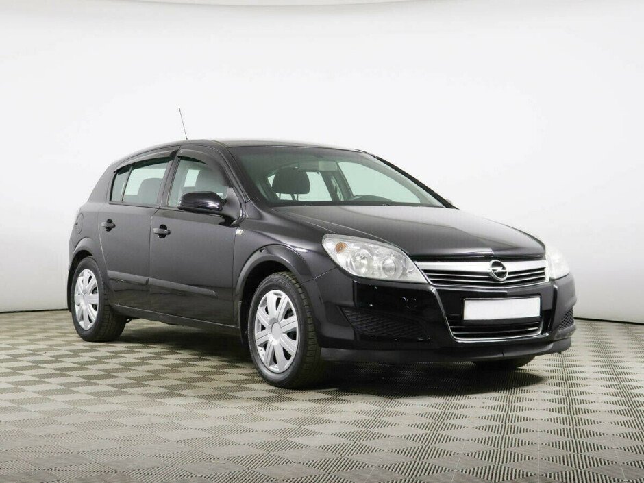 2008 Opel Astra  №6397339, Черный металлик, 258000 рублей - вид 2
