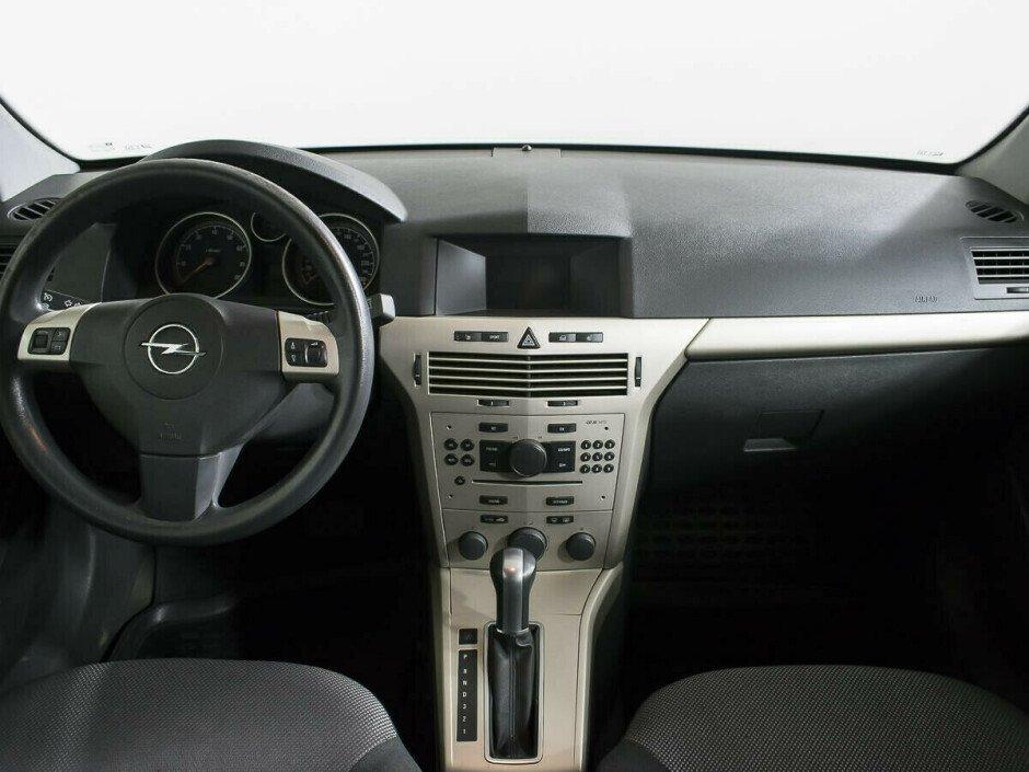 2013 Opel Astra , Черный металлик - вид 6