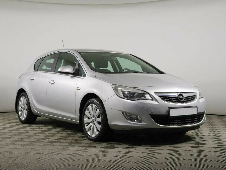 2012 Opel Astra , Серебряный металлик - вид 2