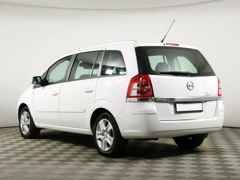 2014 Opel Zafira , Белый  - вид 4