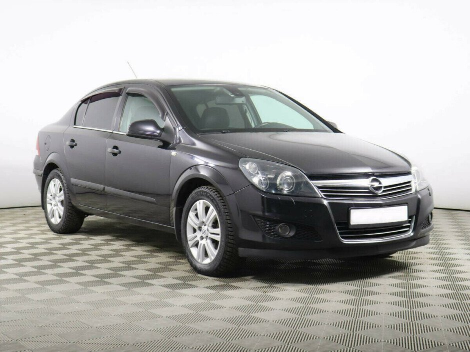 2010 Opel Astra  №6397431, Черный металлик, 312000 рублей - вид 2