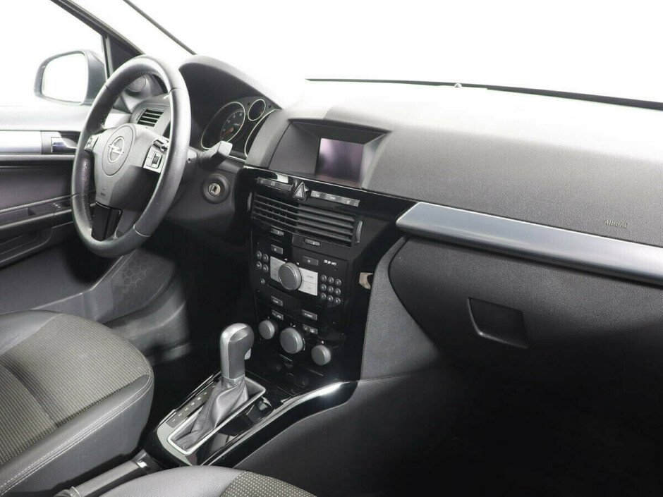 2010 Opel Astra  №6397431, Черный металлик, 312000 рублей - вид 7