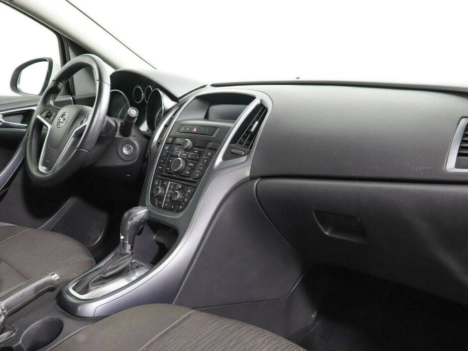 2012 Opel Astra , Белый  - вид 7
