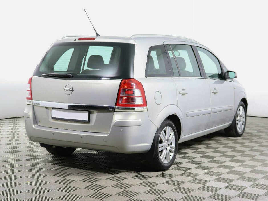 2010 Opel Zafira  №6397463, Серебряный металлик, 442000 рублей - вид 4