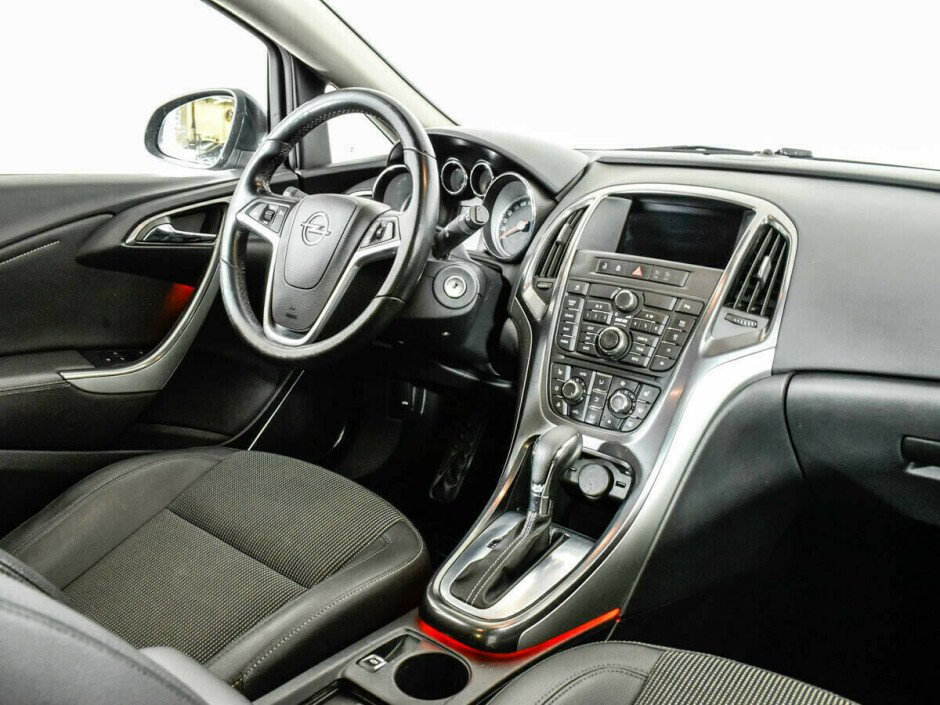 2011 Opel Astra , Черный металлик - вид 6