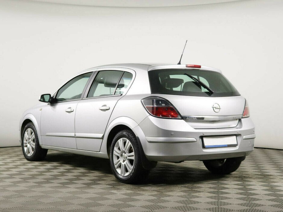 2007 Opel Astra  №6397498, Серебряный металлик, 238000 рублей - вид 4