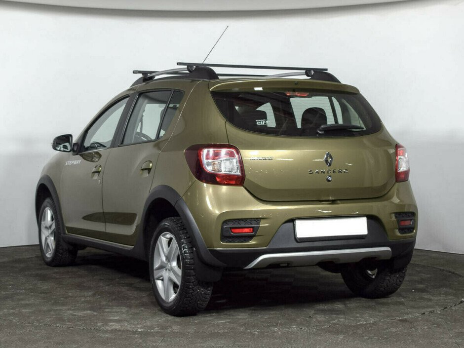 2015 Renault Sandero  №6397645, Золотой металлик, 507000 рублей - вид 4