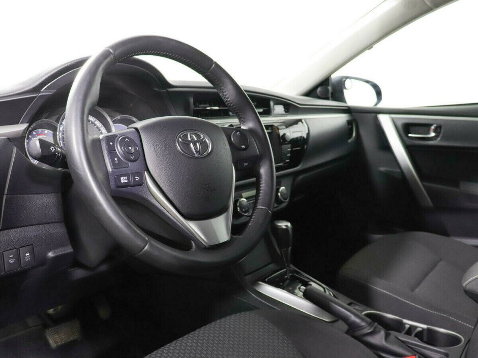 2014 Toyota Corolla , Черный металлик - вид 5
