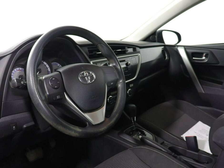2013 Toyota Auris , Серый металлик - вид 5