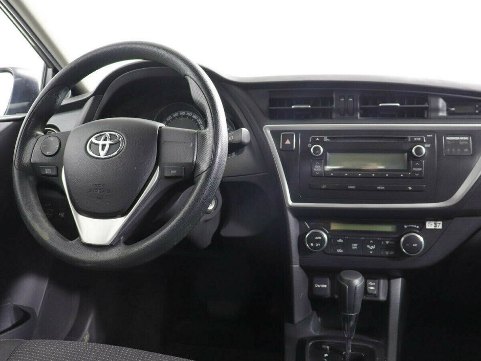 2013 Toyota Auris , Серый металлик - вид 6