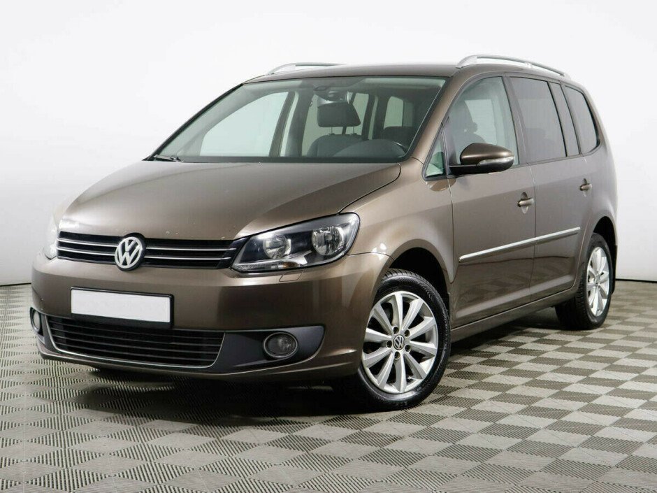 2011 Volkswagen Touran , Коричневый металлик - вид 1