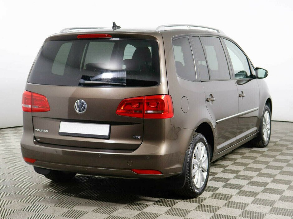 2011 Volkswagen Touran , Коричневый металлик - вид 3