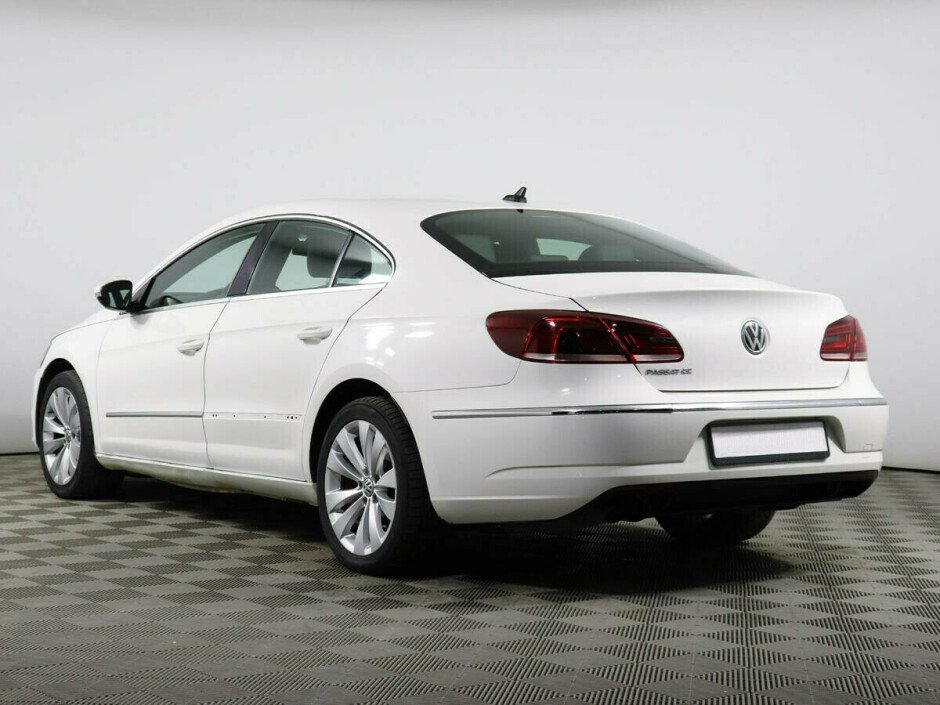 2012 Volkswagen Passat-cc  №6398112, Белый металлик, 777000 рублей - вид 4