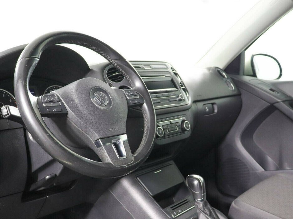 2012 Volkswagen Tiguan  №6398119, Серебряный металлик, 834000 рублей - вид 5