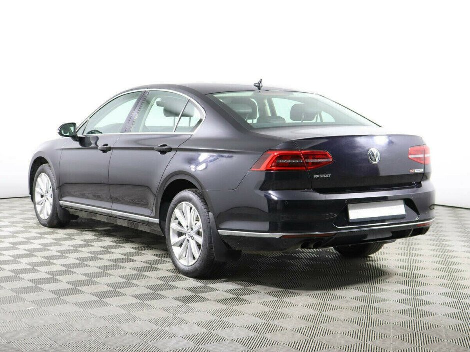 2018 Volkswagen Passat  №6398140, Черный металлик, 1658000 рублей - вид 3