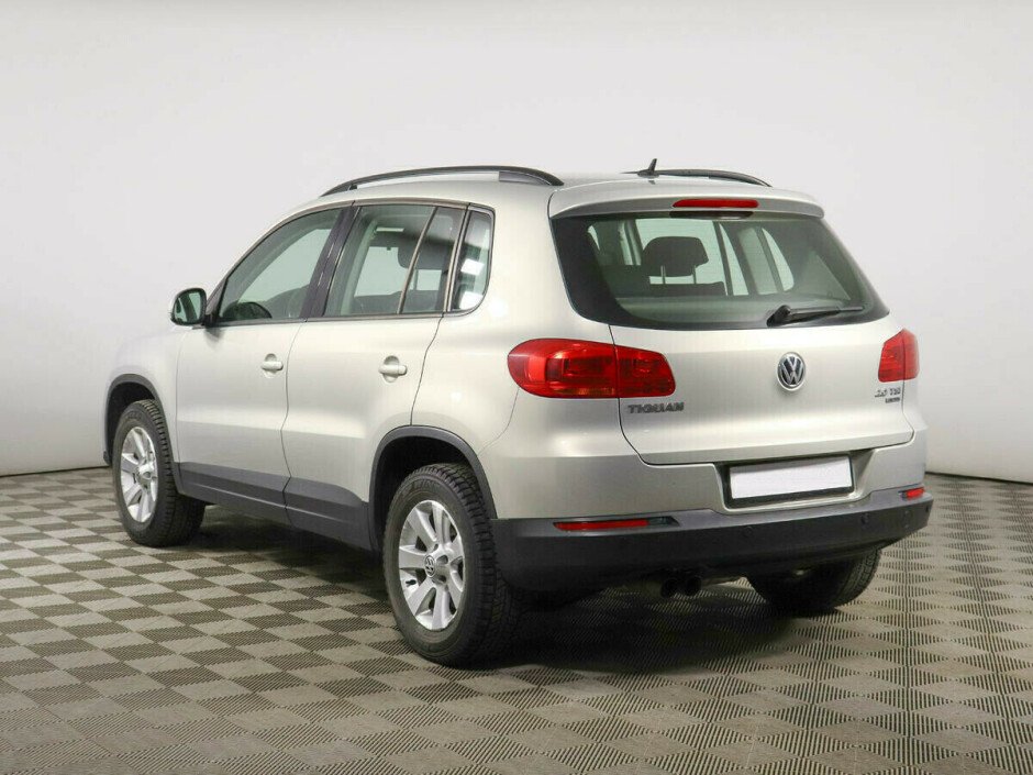2012 Volkswagen Tiguan , Серебряный металлик - вид 3