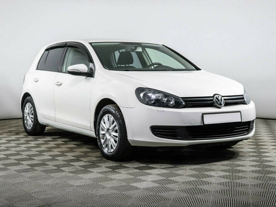 2012 Volkswagen Golf , Белый металлик - вид 3
