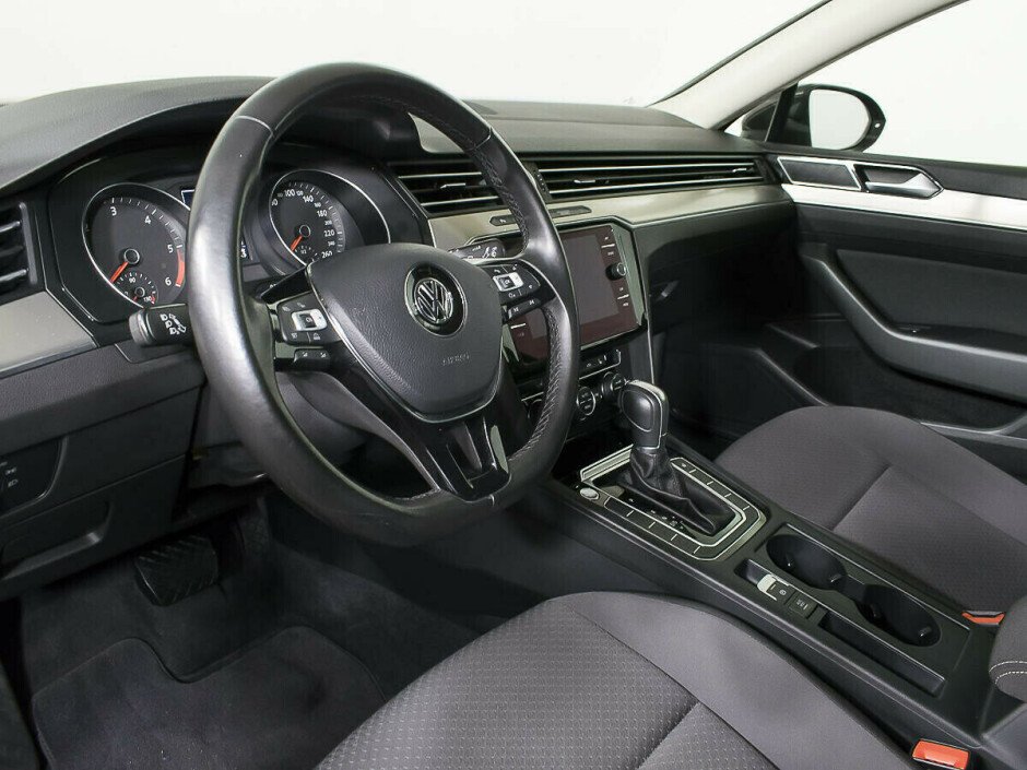 2017 Volkswagen Passat  №6398209, Коричневый металлик, 1543000 рублей - вид 5