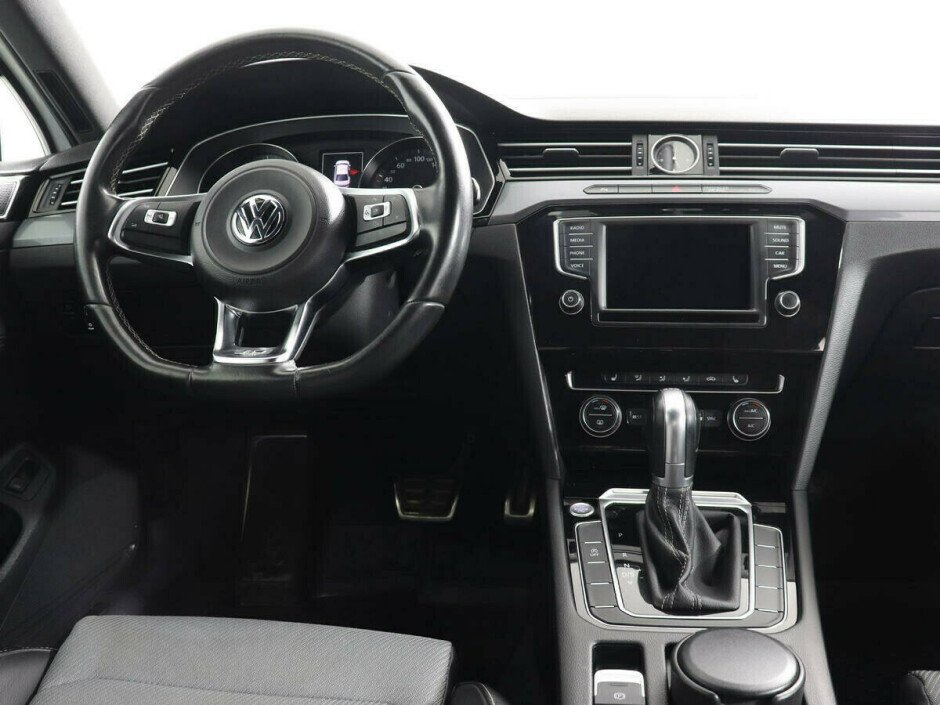 2017 Volkswagen Passat  №6398245, Белый металлик, 1261000 рублей - вид 7