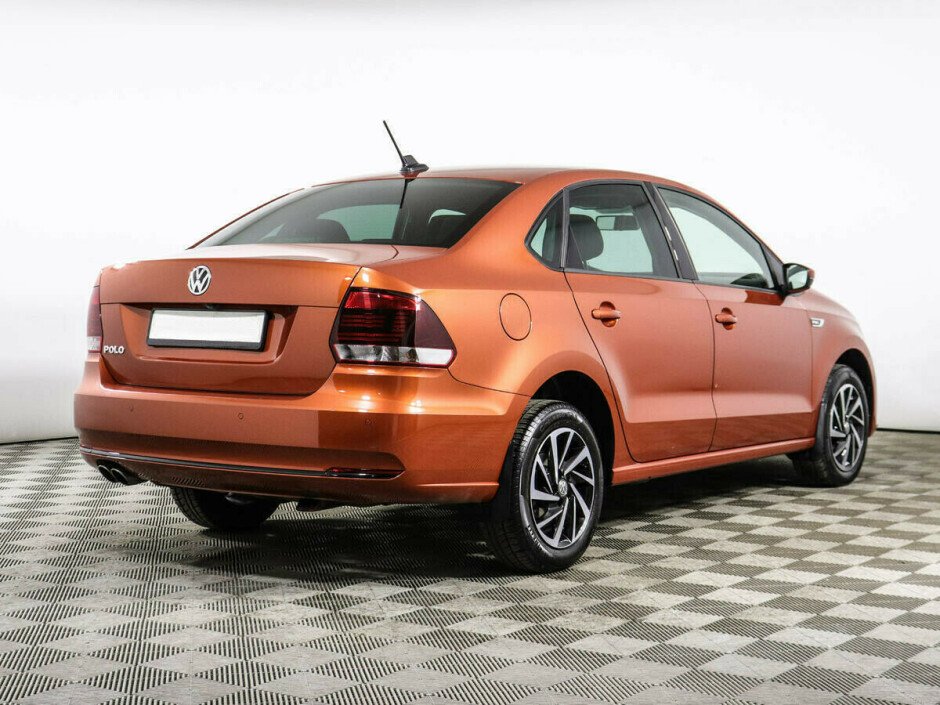 2018 Volkswagen Polo , Оранжевый металлик - вид 3