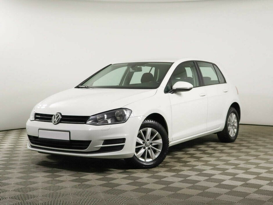 2013 Volkswagen Golf , Белый металлик - вид 1