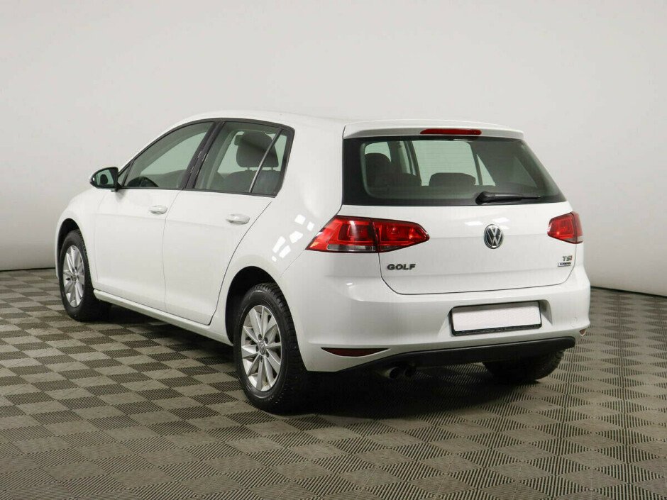 2013 Volkswagen Golf , Белый металлик - вид 3