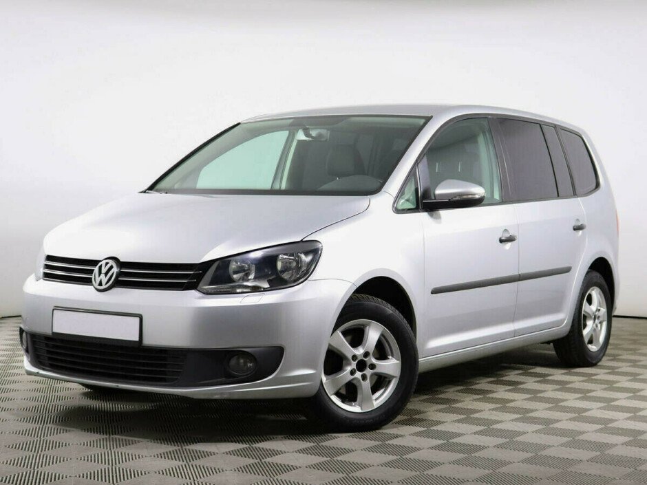 2013 Volkswagen Touran  №6398268, Серебряный металлик, 547000 рублей - вид 1