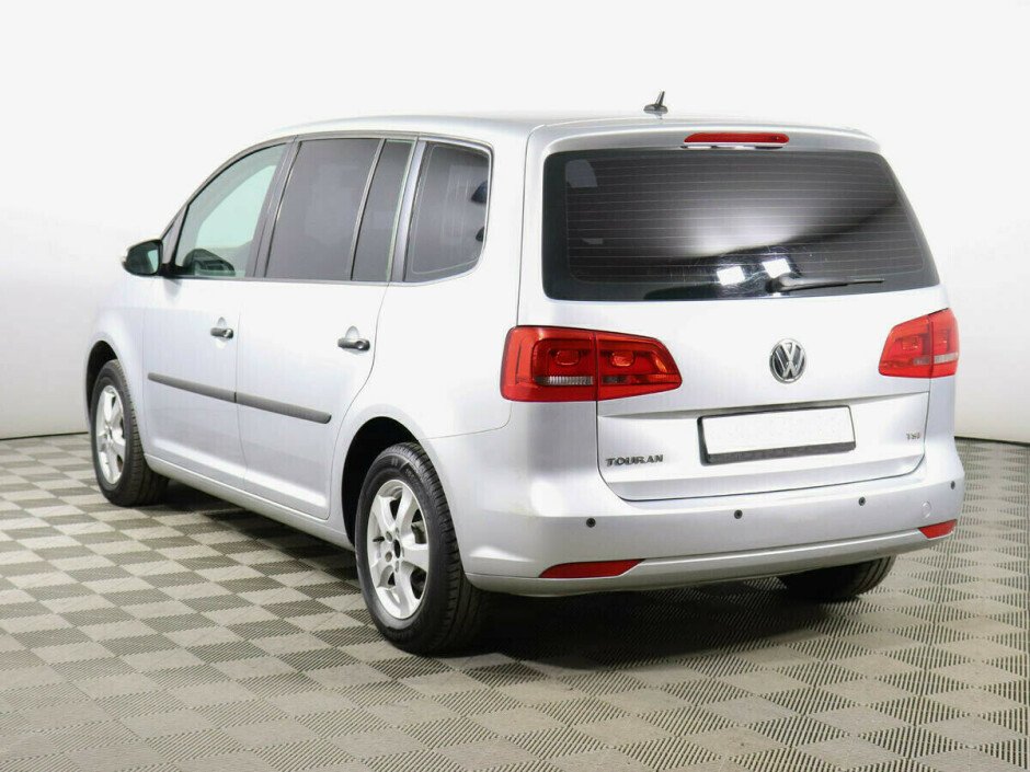 2013 Volkswagen Touran , Серебряный металлик - вид 3