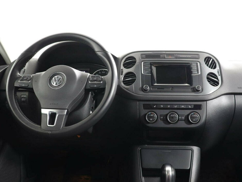 2015 Volkswagen Tiguan , Коричневый металлик - вид 5