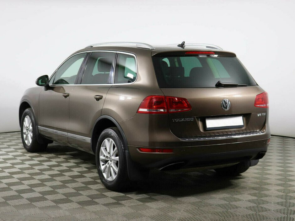 2011 Volkswagen Touareg  №6398331, Коричневый металлик, 988000 рублей - вид 4