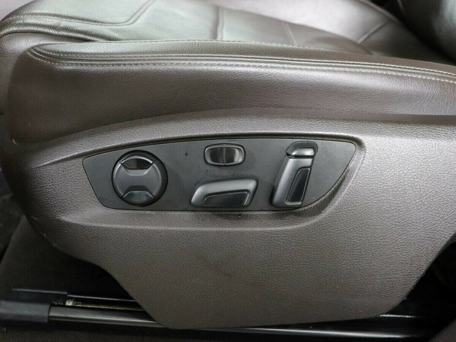 2011 Volkswagen Touareg  №6398331, Коричневый металлик, 988000 рублей - вид 7