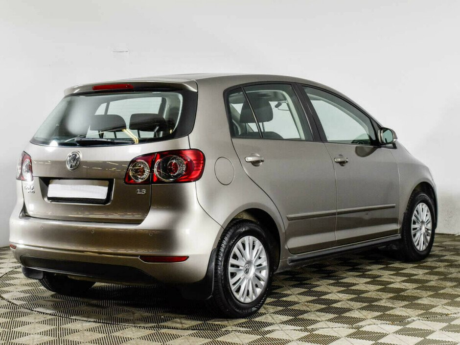 2011 Volkswagen Golf-plus  №6398351, Серый металлик, 337000 рублей - вид 3