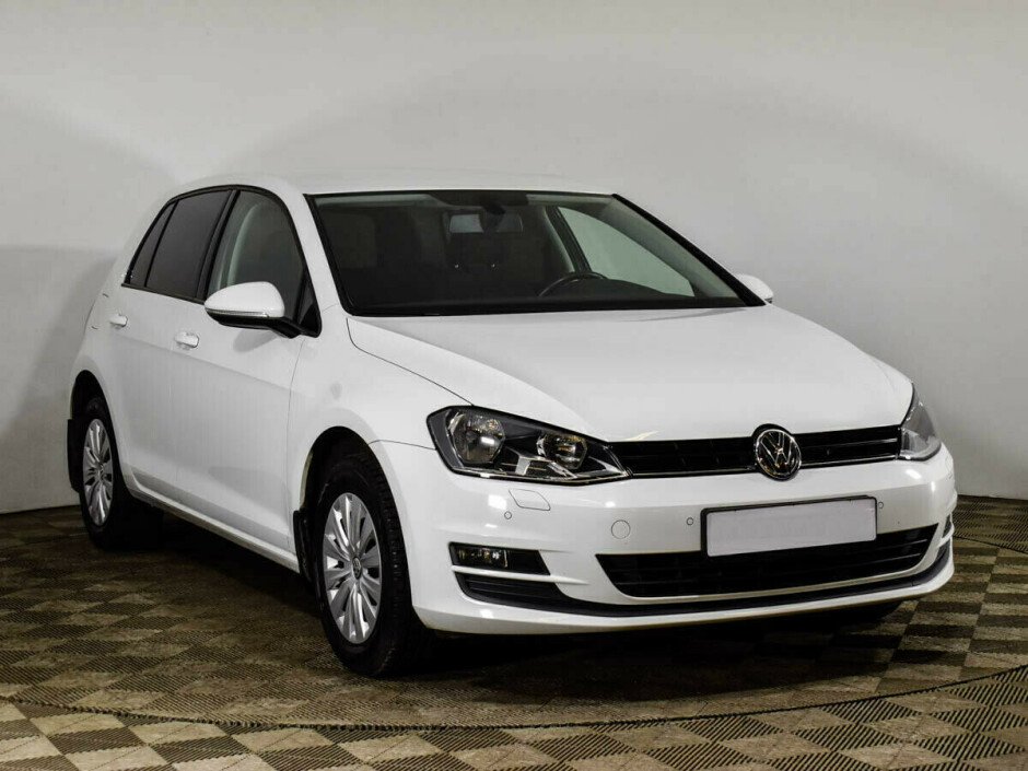 2015 Volkswagen Golf , Белый металлик - вид 2