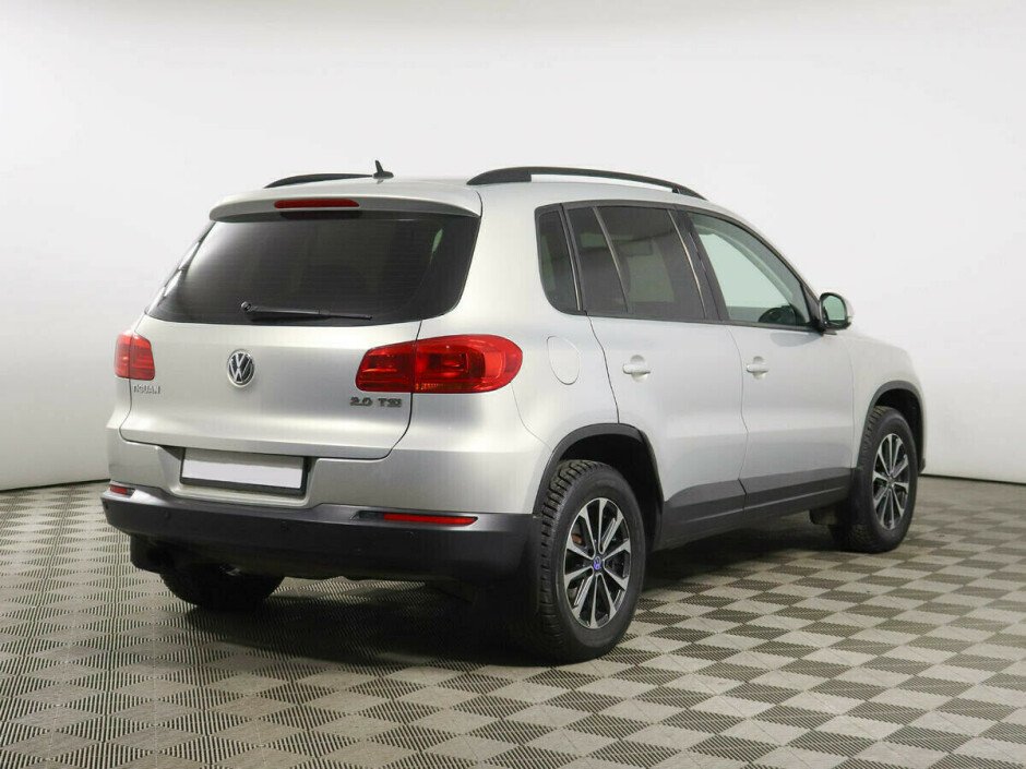 2013 Volkswagen Tiguan  №6398369, Серебряный металлик, 932000 рублей - вид 4