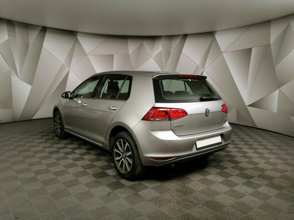 2013 Volkswagen Golf , Серый металлик - вид 4