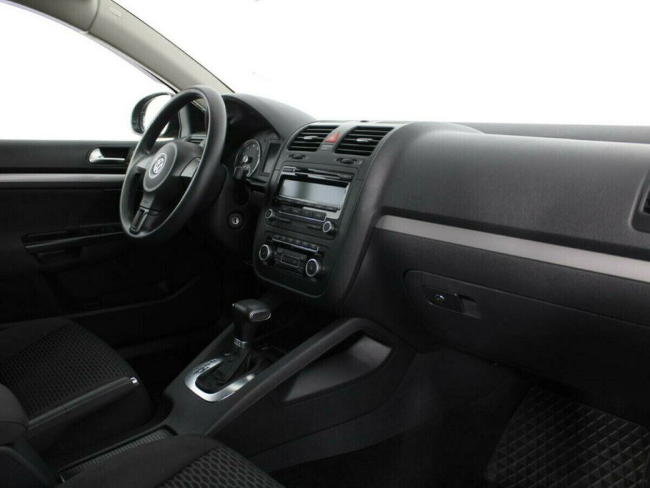 2009 Volkswagen Jetta , Черный металлик - вид 6
