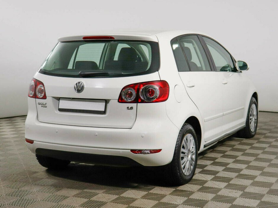 2013 Volkswagen Golf-plus , Белый металлик - вид 4