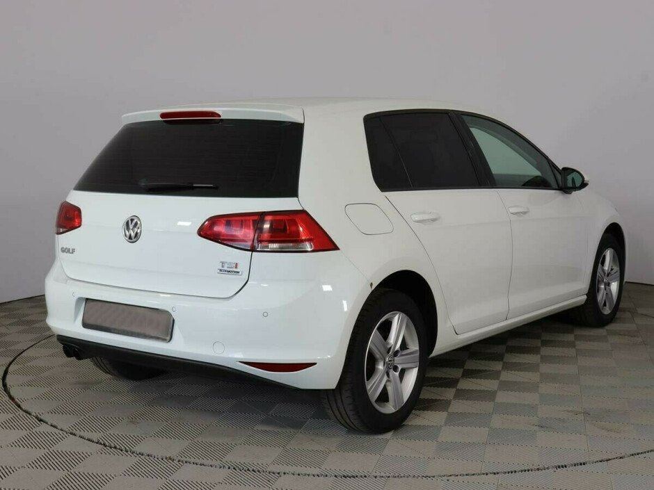 2015 Volkswagen Golf , Белый  - вид 3