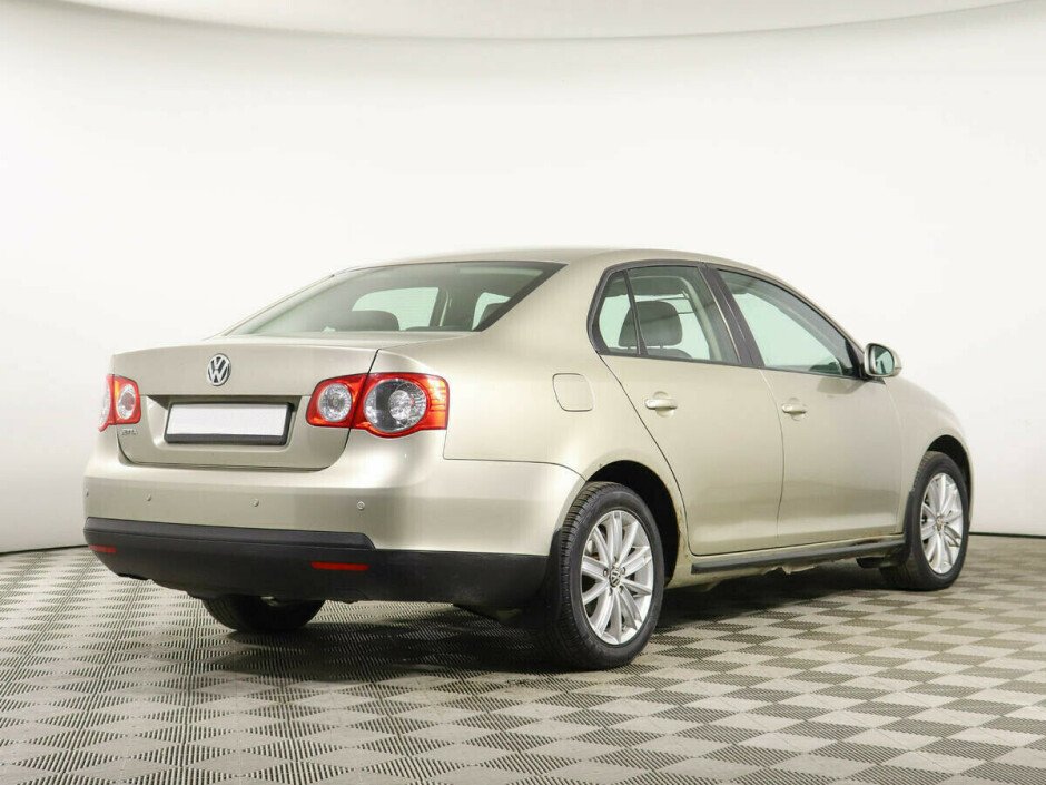 2008 Volkswagen Jetta  №6398451, Бежевый металлик, 301000 рублей - вид 4